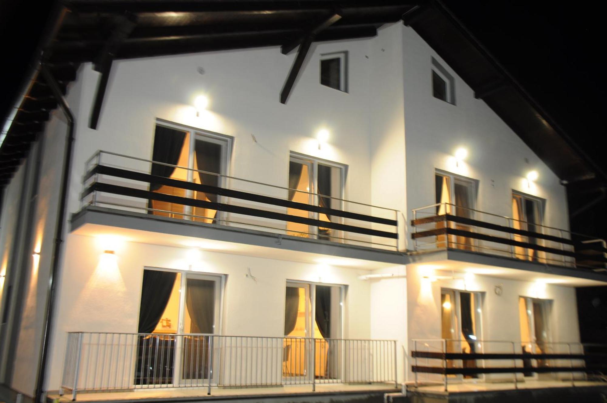 Casa Matei Inn Coresi Брашов Екстер'єр фото